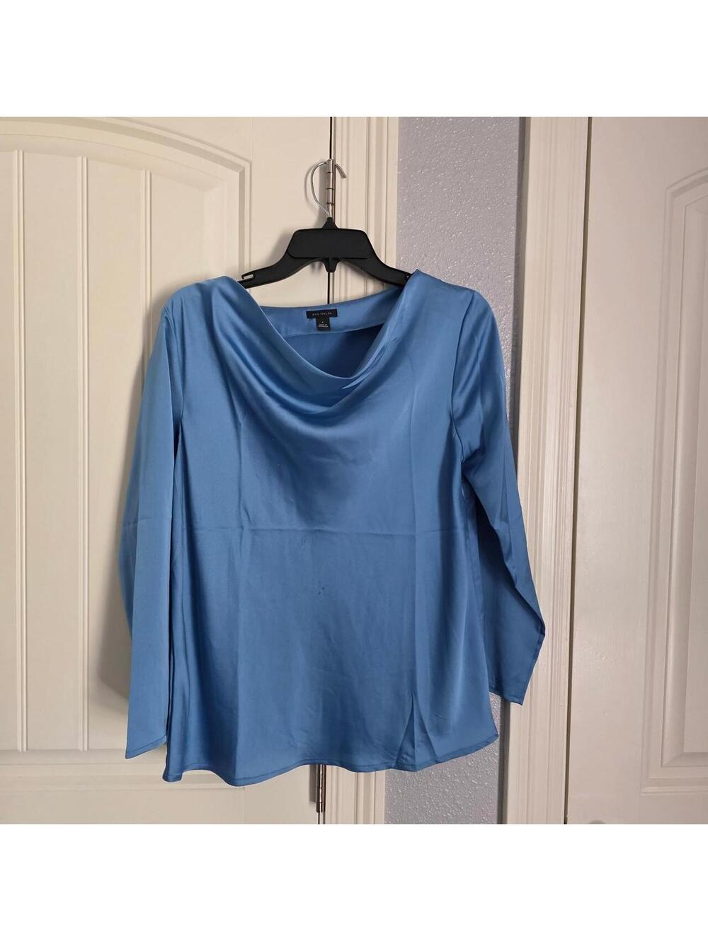 Ann Taylor Women's Blue Blous